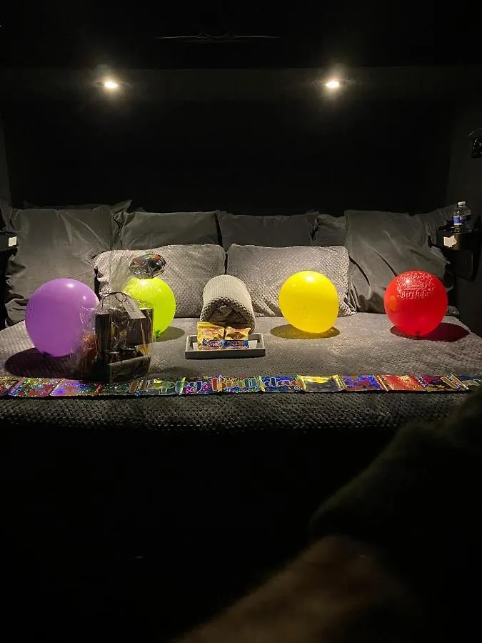 Cosy Cinema Hotel Cardiff